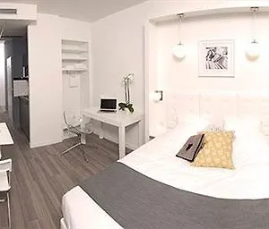 Calm Appart'&hostel Aparthotel
